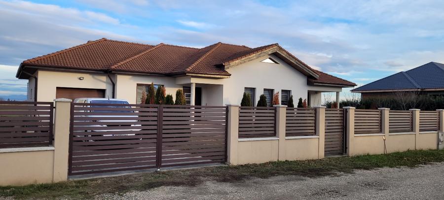Casa familiara in Odoreu