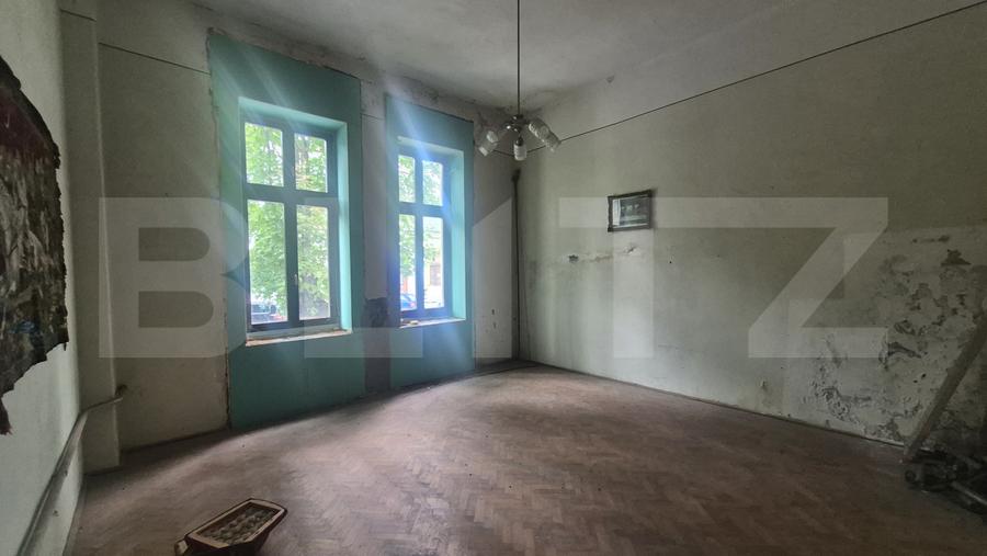 Apartament cu 5 incaperi, 120 mp, zona Ultracentral