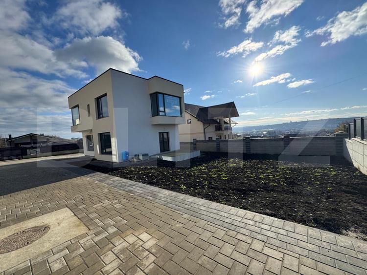 Casa moderna, cartier privat, 120 mp utili, 600 mp teren, Burdujeni