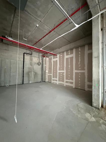 Spațiu comercial de închiriat – Parter
