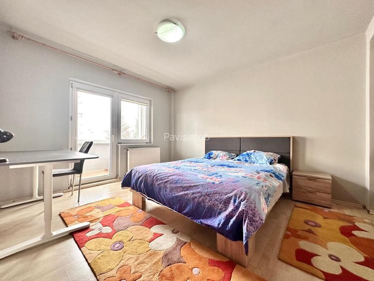 Apartament spatios 4 camere + parcare, pretabil ptr ERASMUS - 12