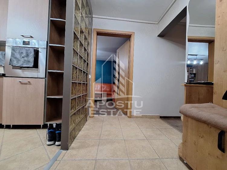 Apartament decomandat,4 camere,2bai,etaj 1 Lipovei,mobilat si utilat