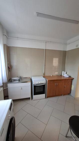 Ofer de inchiriat 2 camere