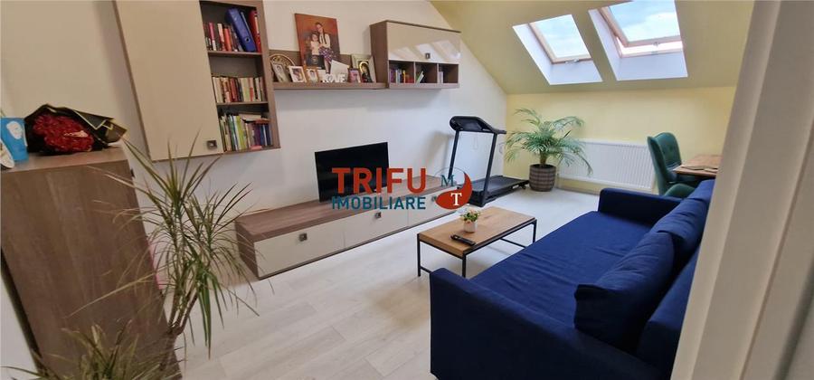 Apartament cu scara interioara 3 camere de vanzare zona Centru