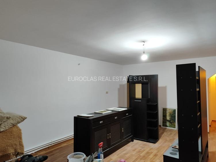 Casa 3 camere - Valu lui Traian - 147.000 euro(Cod E5) - 9