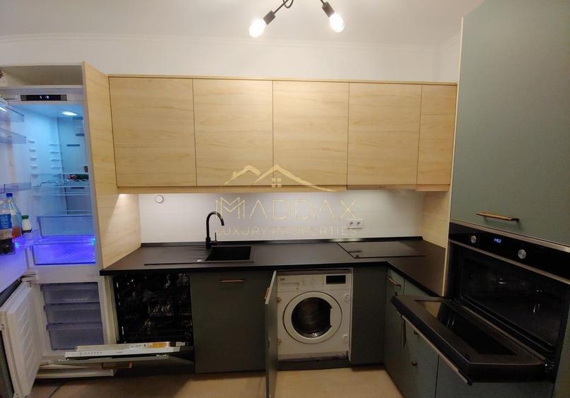 Apartament de vanzare 3 camere SoHo + 2 locuri parcare cu statie electrica
