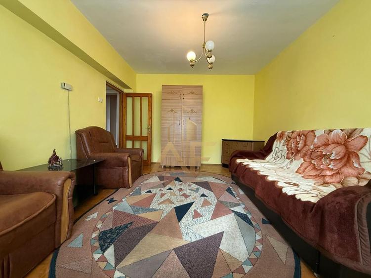 ULTRACENTRAL -Apartament de vanzare 3 camere decomandat