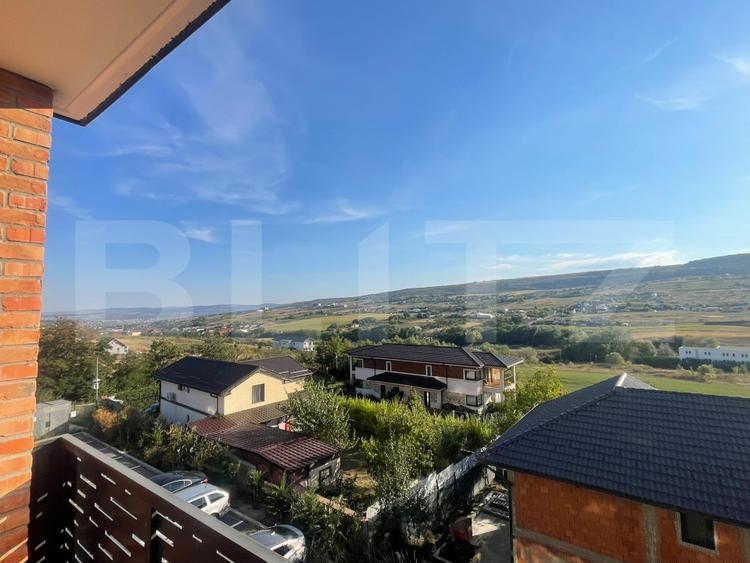 Apartament 2-3 camere, 57mp . View spectaculos.