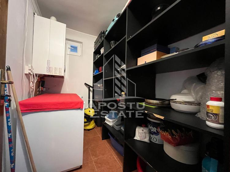 Casa la curte comuna zona Odobescu, doar 4 locatari, gradina proprie