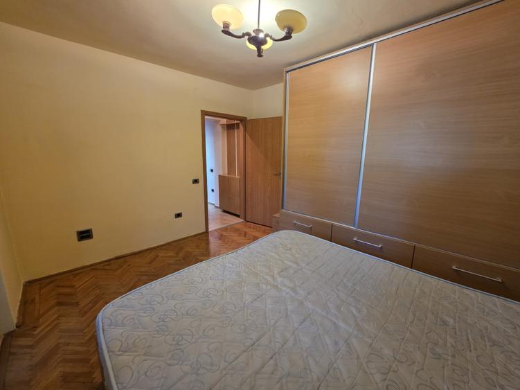 🏡 Apartament cu 4 camere situat în zona Facultății de Medicină- 2475