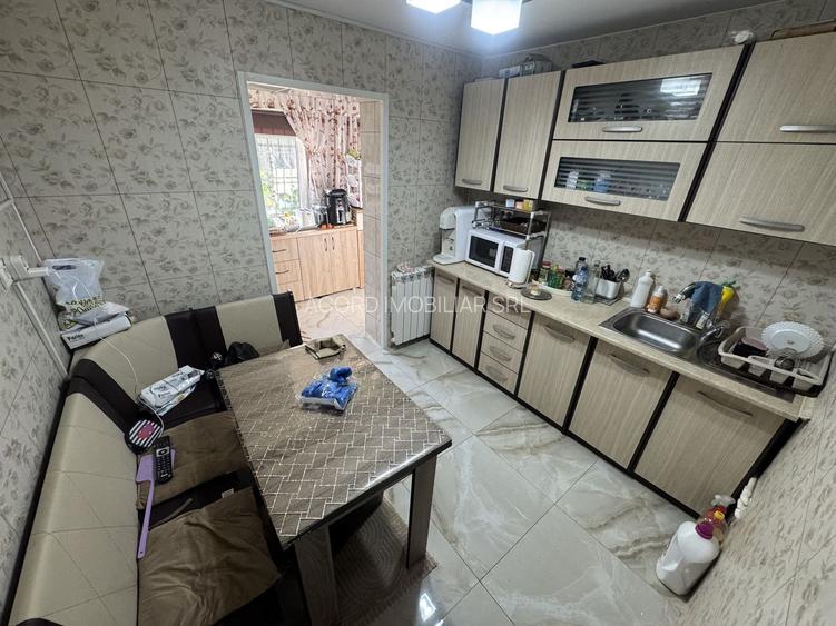 Apartament 3 camere zona Inel 2 Renovat cu Centrala - 7