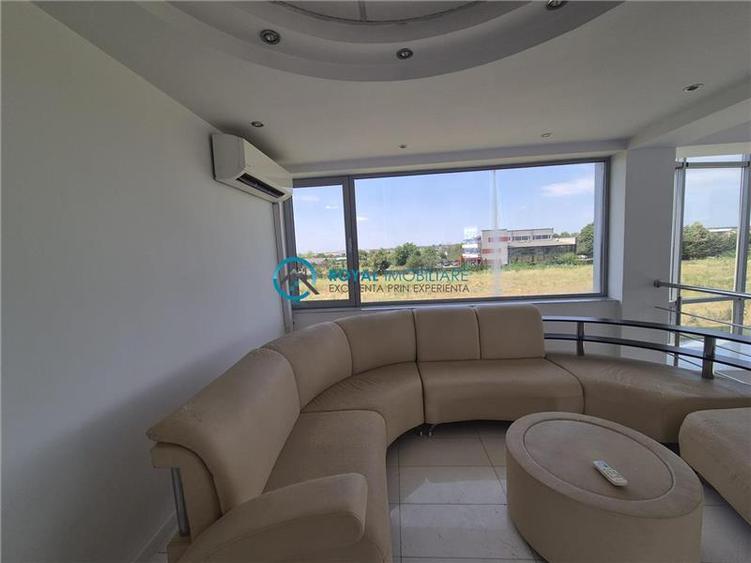 Royal Imobiliare - Vanzare Spatiu Birouri Zona Vest