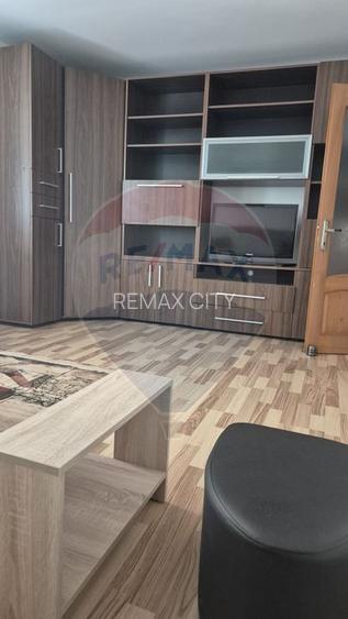Apartament 2 camere de închiriat - 8