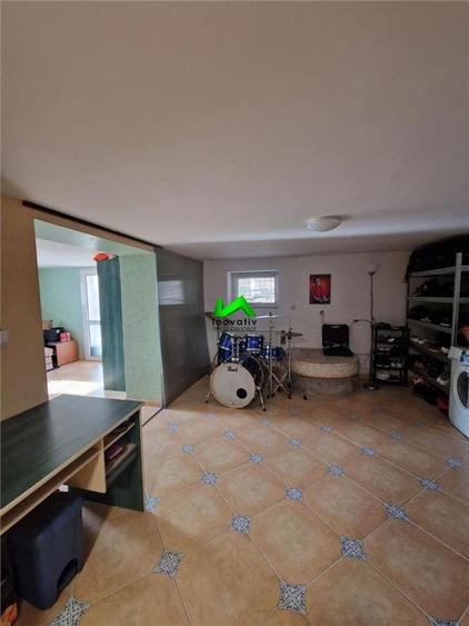 Casa de vanzare 6 camere Sibiu Sura Mica