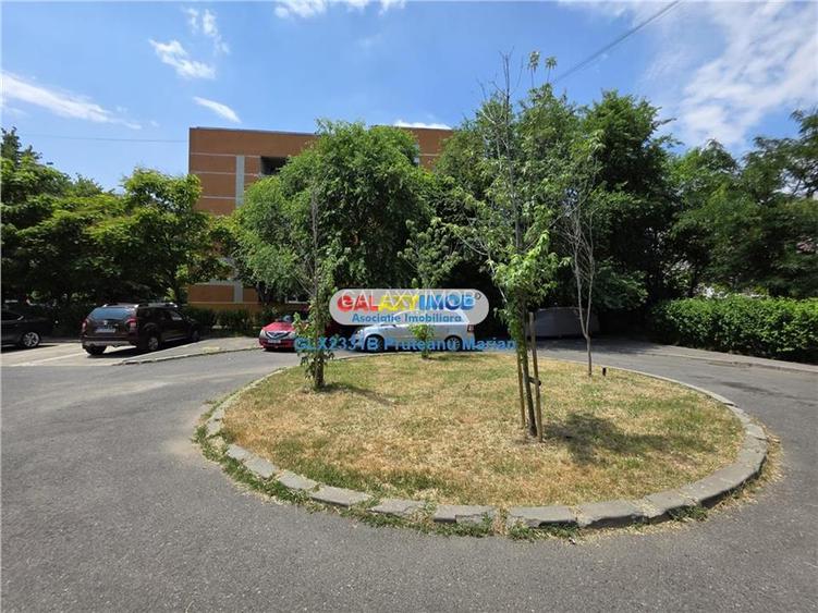 Vanzare garsoniera spatioasa Moderna situata langa Polic Brancusi - 16