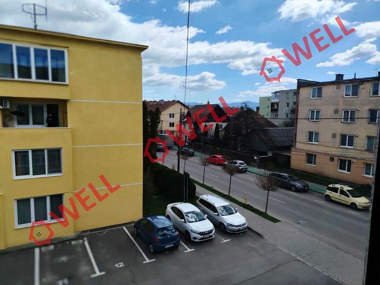 Apartament cu 3 camere de vânzare în Târgu Secuiesc, pe strada Molnár Józsiás!