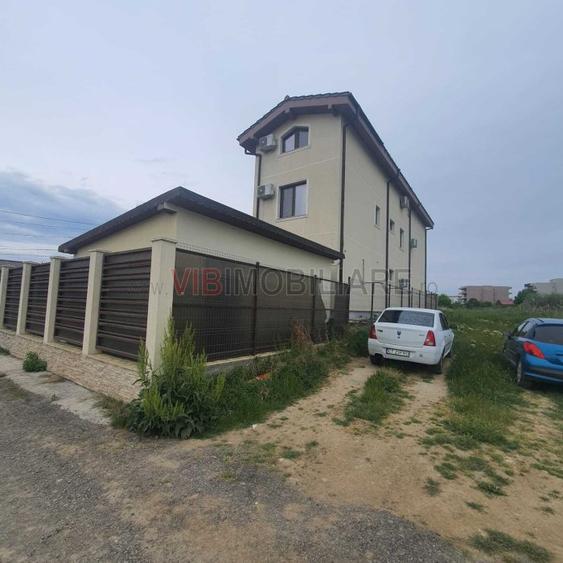 Mamaia Sat , pensiune 10 camere, 10 bai, posibilitate rate