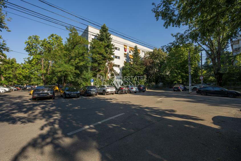 Apartament 3 camere decomandat | Metrou 1 Decembrie | Parcare inclusa - 24