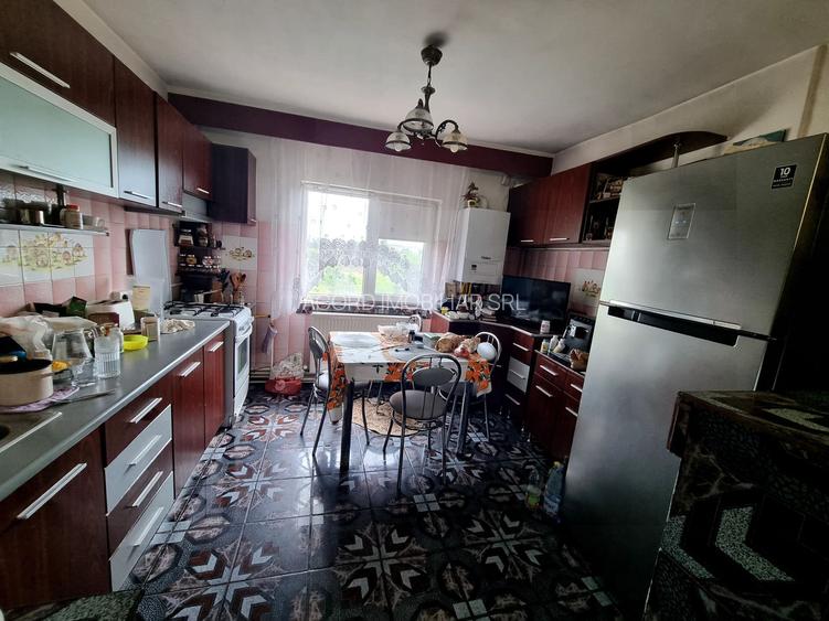 Tomis nord tav uri-  apartament 3 camere decomandat 80 mp - 6