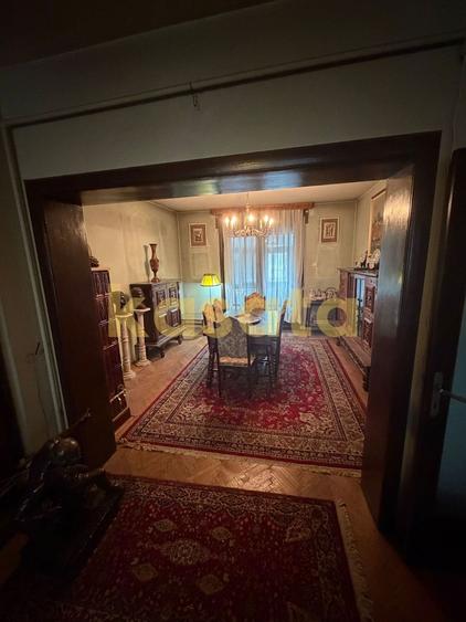 Apartament de vânzare | Ultracentral | 3 camere | Garaj | Boxă