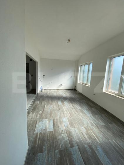 Apartament 5 camere – 117 mp utili, 2 bai, zona Decebal