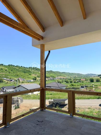 Vilă chalet modern cu perete panoramic de sticlă - Livezeni, Mureș - 8