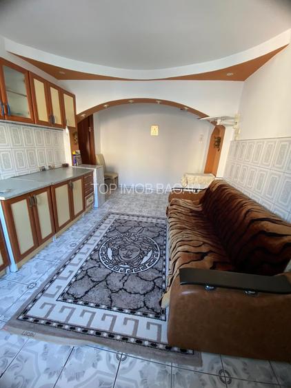 Apartament 2 DECOMANDATE la etajul 3, Milcov - 4