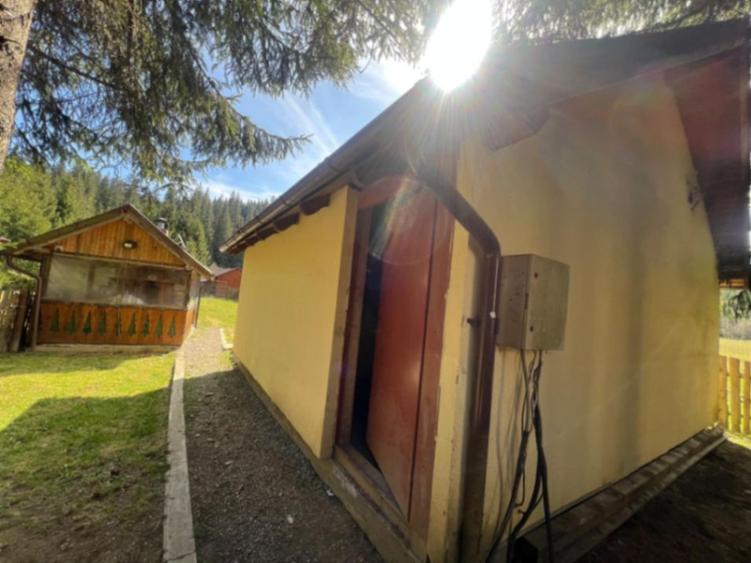 REFUGIU DIN INIMA NATURII, CASĂ DE VÂNZARE, 144mp COMANDĂU/ COVASNA