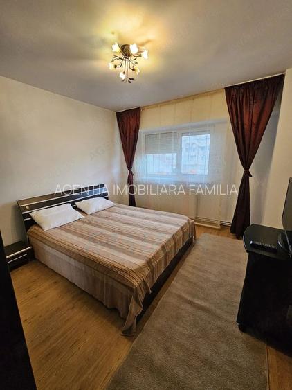 De închiriat apartament 2 camere decomandat -- Baia Comunală - 3