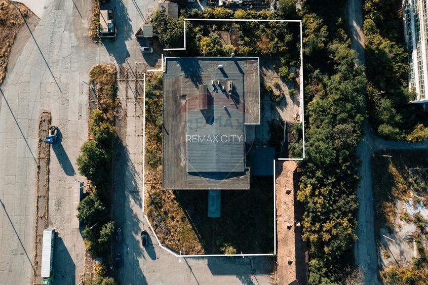 Spațiu industrial de 1,970 - 2