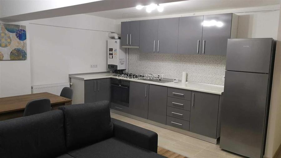 Apartament 3 camere decomandat etaj 1 zona Centrala - 2