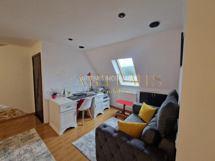 Apartament de 3 camere, decomandat, 90 mp., zona Stefan cel Mare. - 8