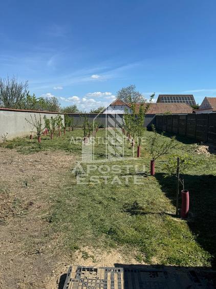 Casa cu piscina si 5 camere in Dinias - 14