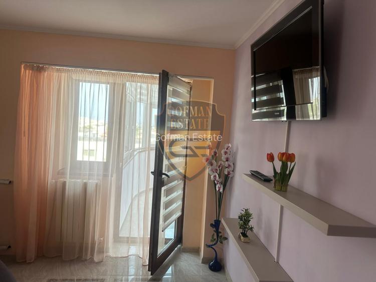 Apt 3 camere, decomandat, ICIL, 2 bai, 2 balcoane, 3 TV, A/C, et. 5 / 8 - 8