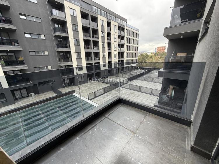 Apartament modern | 1 camera in imobil nou | strada Soporului - 12