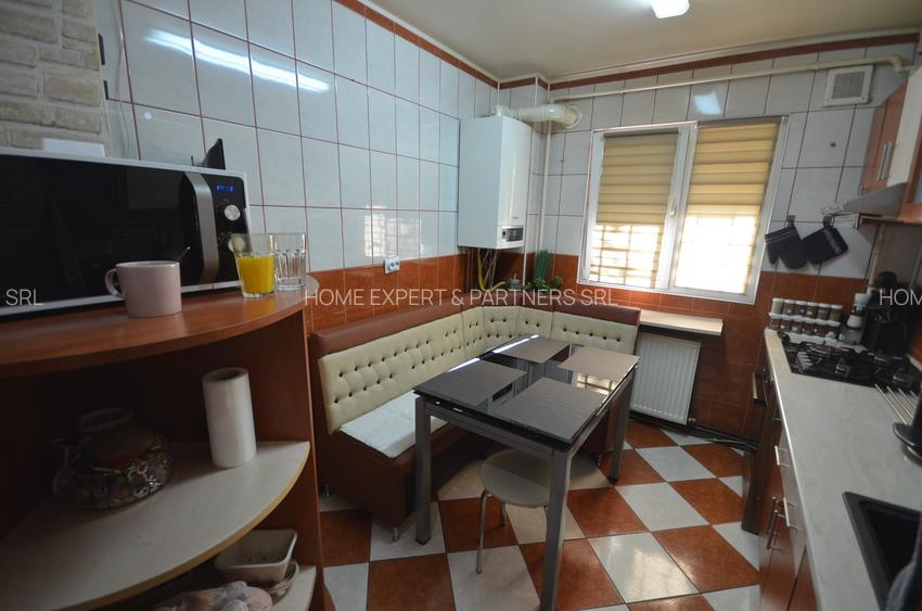 Apartament 3 camere - Aparatorii Patriei - 6 minute metrou - centrala proprie - 7