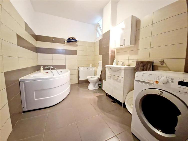 CASA DE VANZARE CRAIOVA,  5 camere ,str. T. Vladimirescu , teren - 200 mp - 22