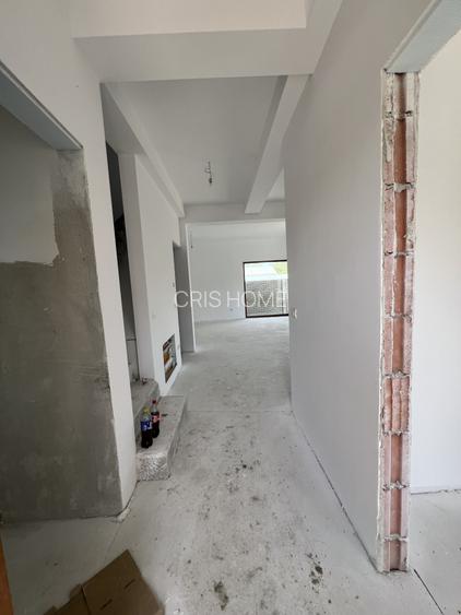 Chisoda - Duplex cu 5 camere despartit prin camera tehnica - 12