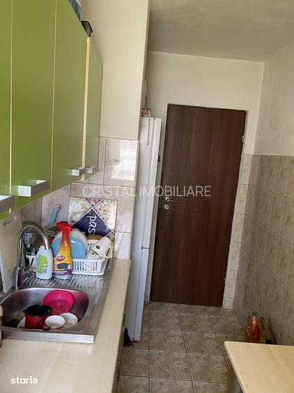 De vanzare apartament 3 camere Drumul Taberei - 6