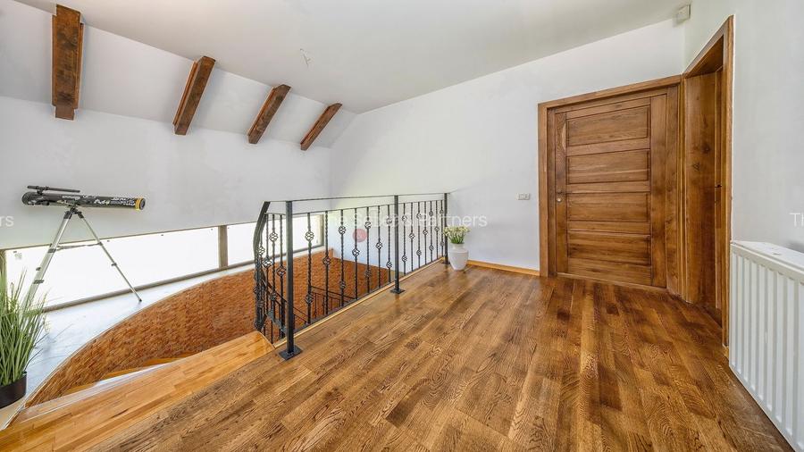 Suprafata generoasa teren - 17