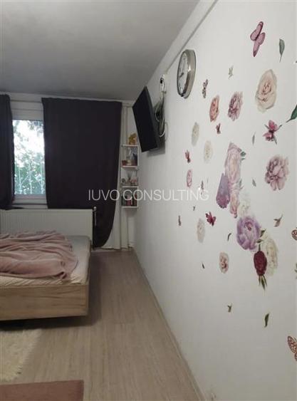 Vanzare Apartament 4 Camere Semidecomandat Oltenitei-Mariuca - 5