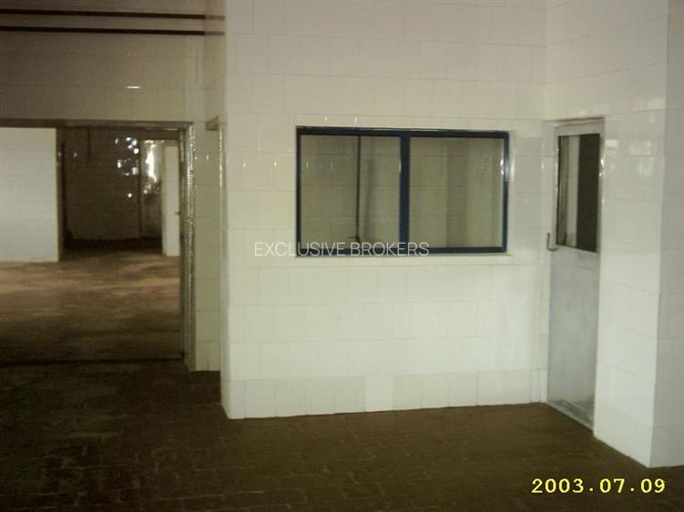 TEREN si constructii industriale-fost abator Mandresti - 10