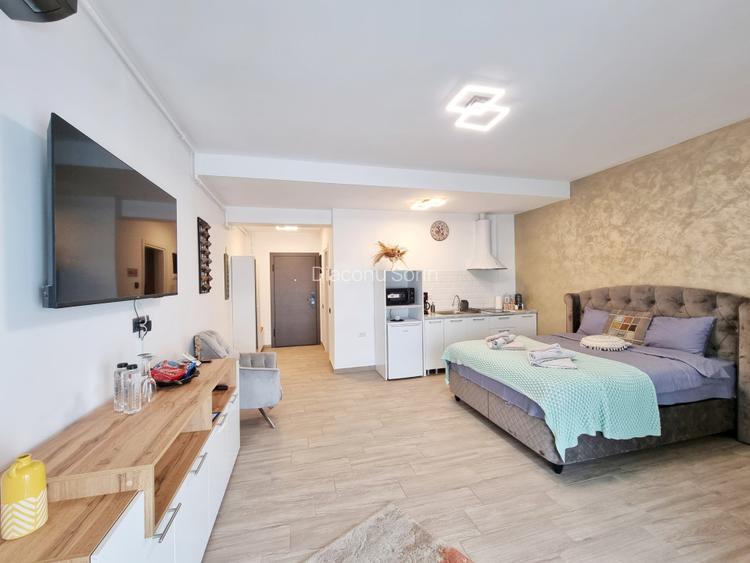 Studio cu parcare privata si priveliste catre ape in complex Casa del Mar - 2