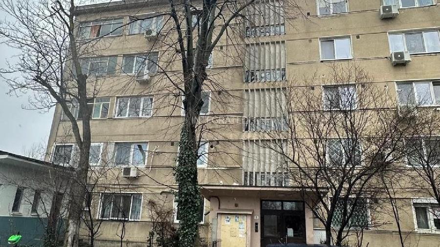 CALEA GIULESTI, Apartament cu 3 camere semidecomandat - 60 mp - parter - 2