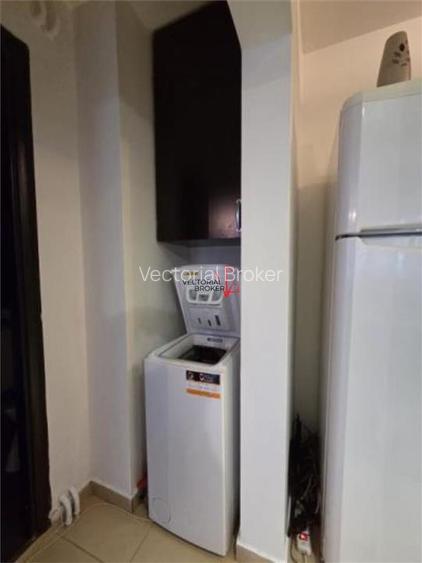 2 camere Titan Auchan bloc din 1981 - 3