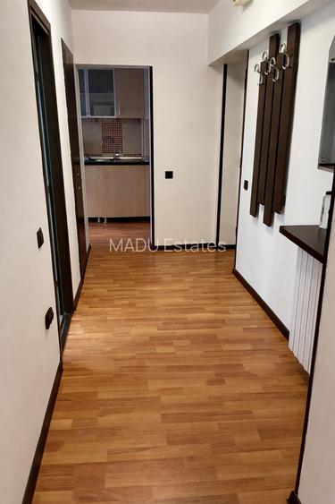 BLOC MIXT, garsoniera Bulevardul Unirii , etaj 3, mobilata si utilata, ST 46 mp - 4