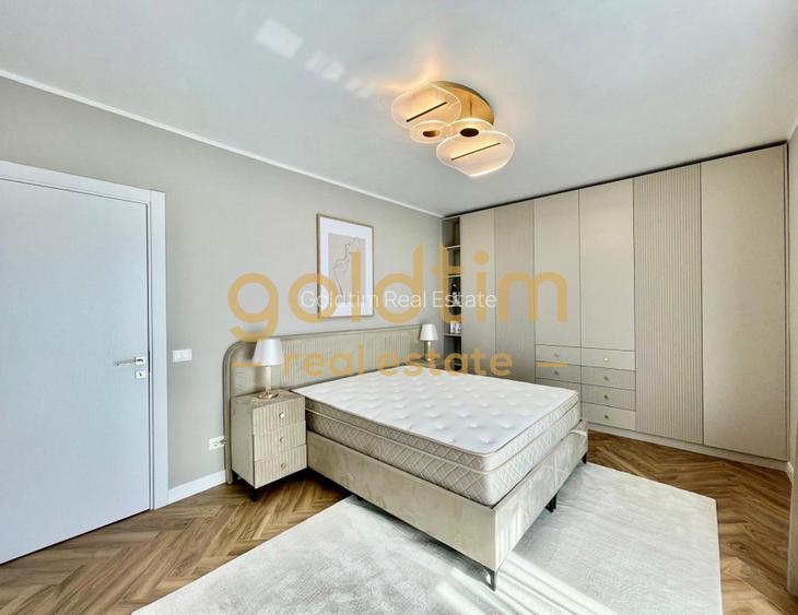 DESIGN UNIC/SUPERB/ZONA LINISTITA/LUX/1 LOC PARCARE - 19