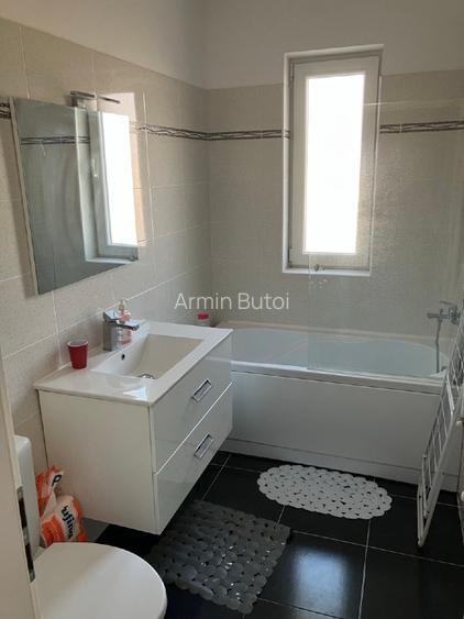 Proprietar, inchiriez apartament cu 2 camere, Calea Urseni, TM. Din 10 Martie - 6