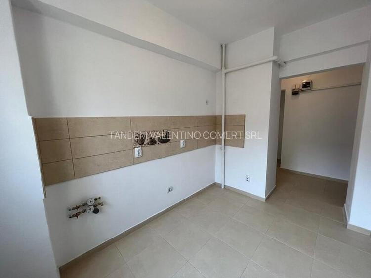 Piata Victoriei , Gara de Nord , Bulevardul Gheorghe Duca - 12