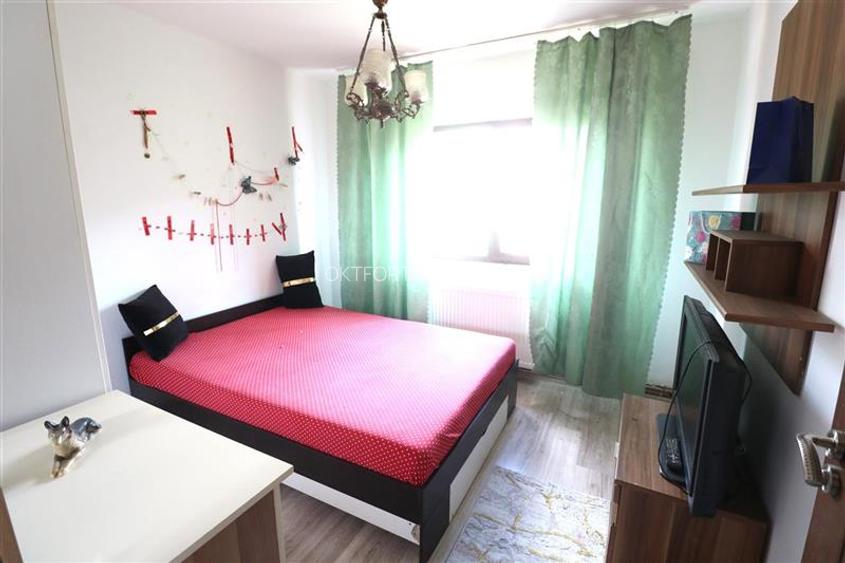 Apartament 3 camere , centrala proprie , zona Dambovita - 5